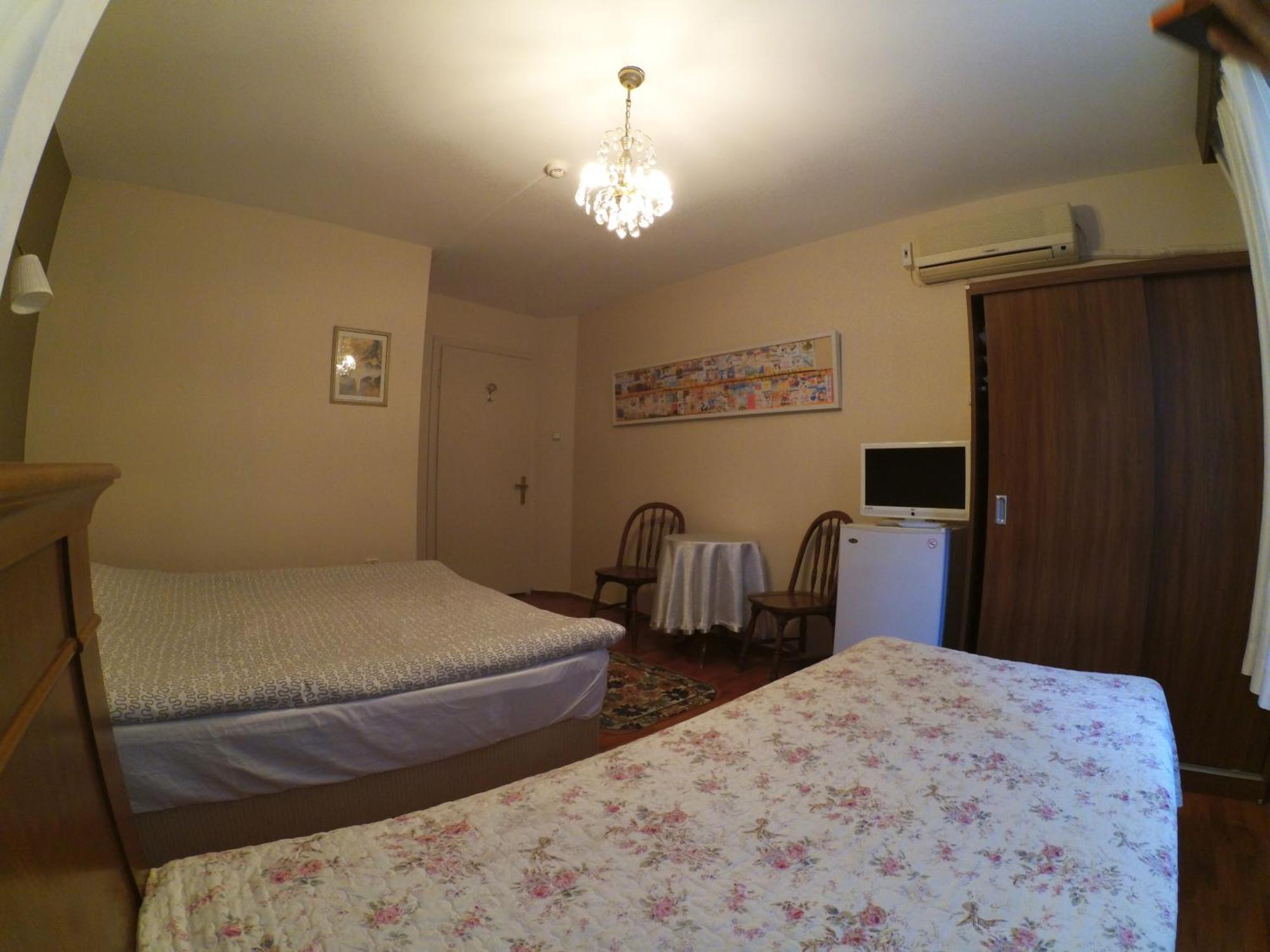 Berk Guest House - Grandma'S House Istanbul Room photo