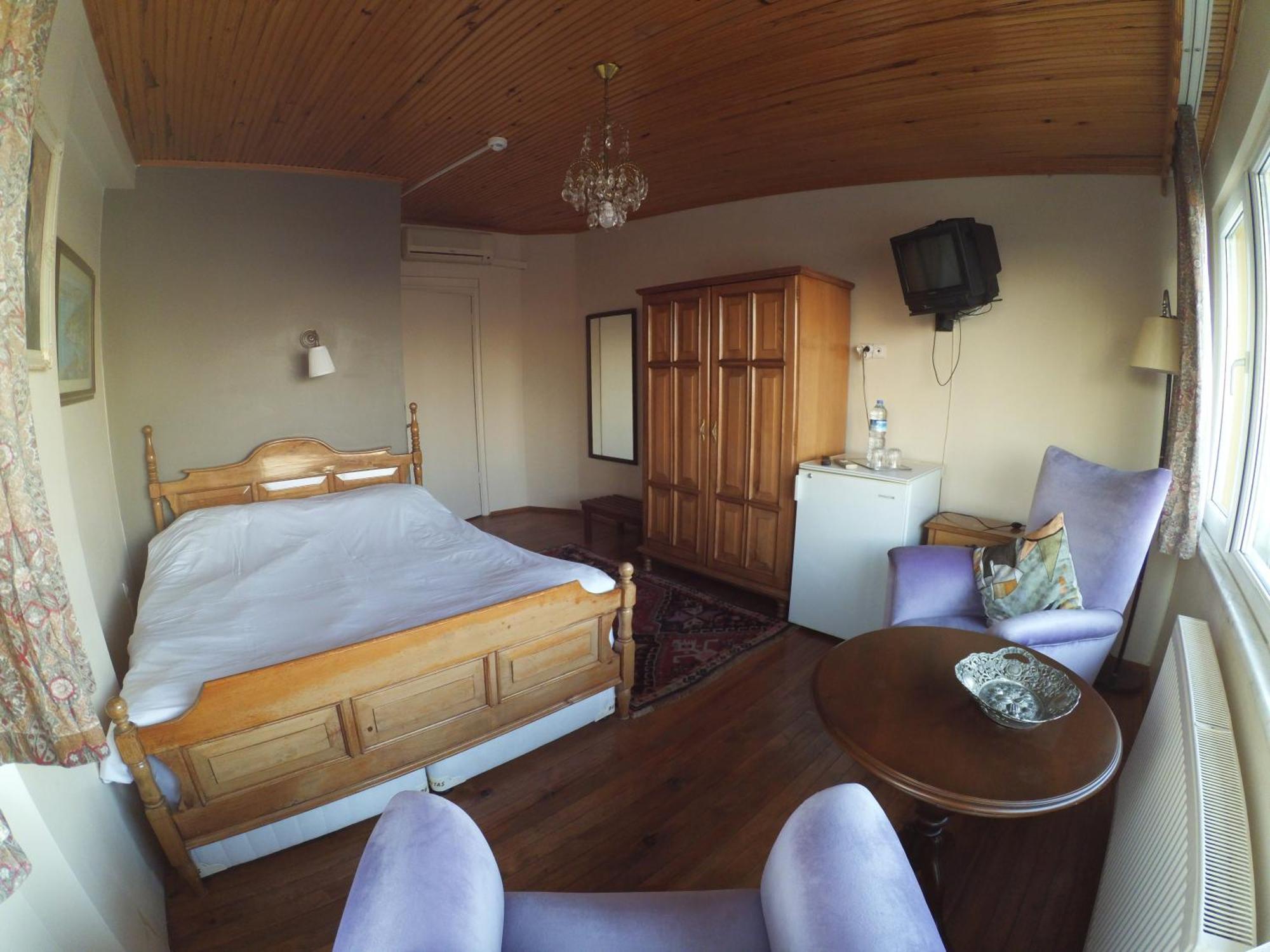 Berk Guest House - Grandma'S House Istanbul Room photo