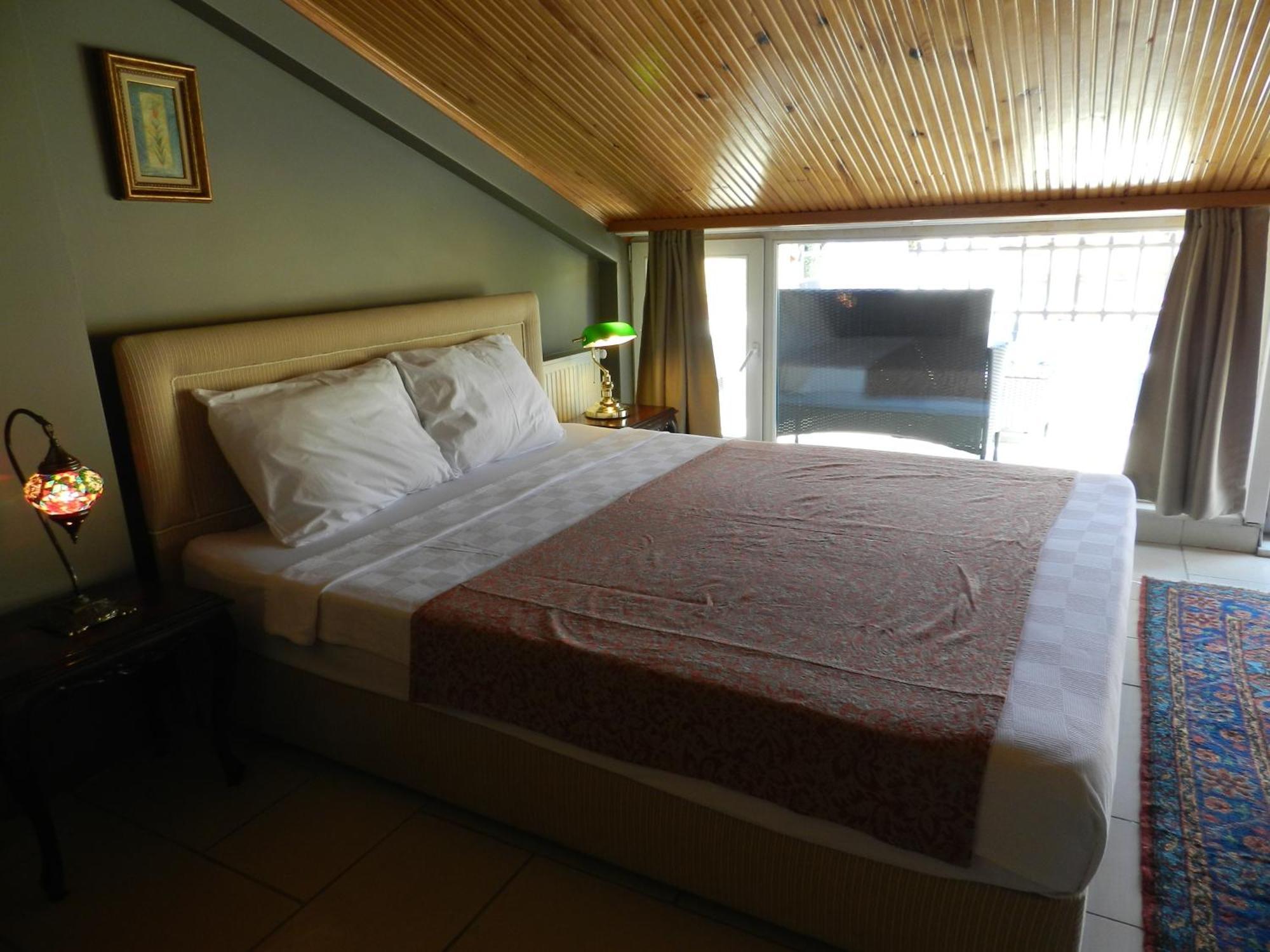 Berk Guest House - Grandma'S House Istanbul Room photo