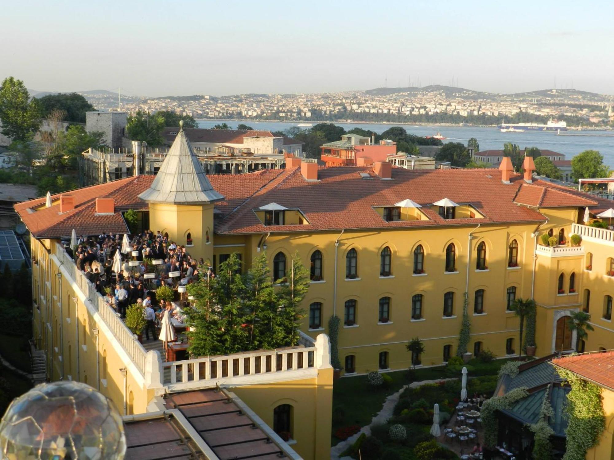 Berk Guest House - Grandma'S House Istanbul Exterior photo