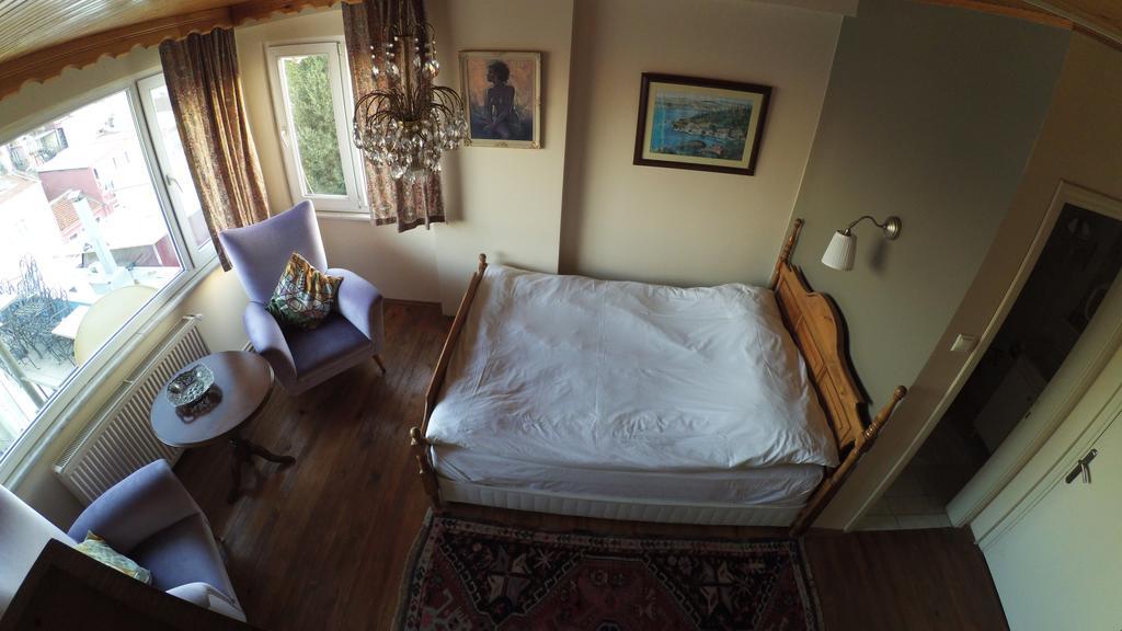 Berk Guest House - Grandma'S House Istanbul Exterior photo